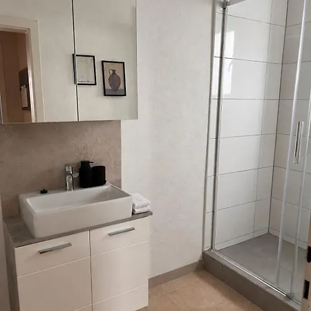 F&e Grosse Fuer Bis Zu 8 Personen Apartment Fellbach